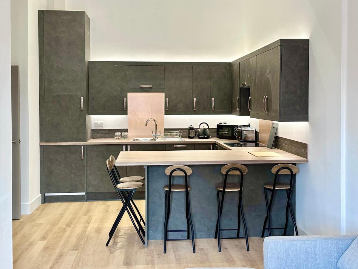 Fountain Apartment No 2 With Free Parking York Luaran gambar